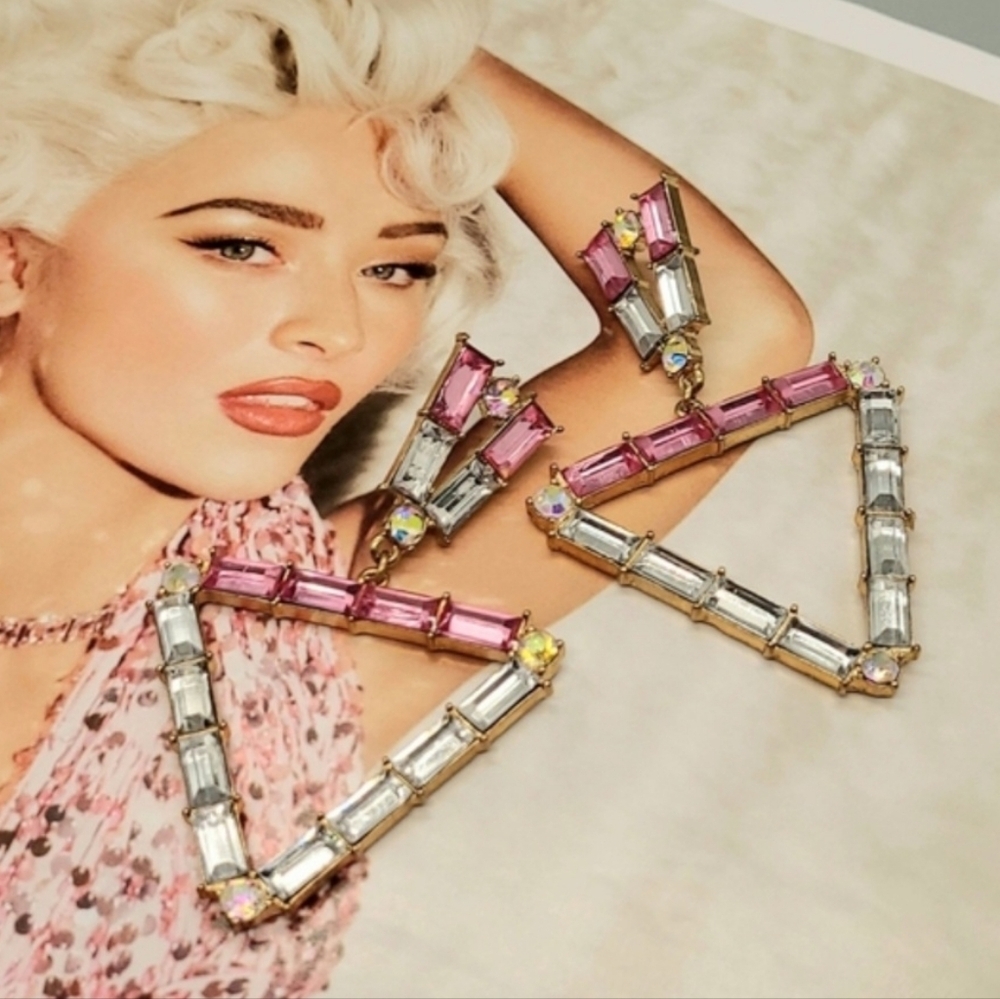 NWT Exxagerated Pink & White Crystal Triangular Gold Earrings